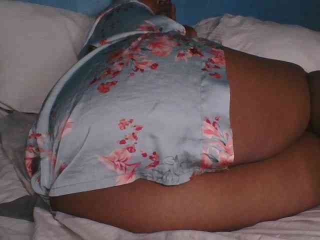 Melaninfetish02 webcam