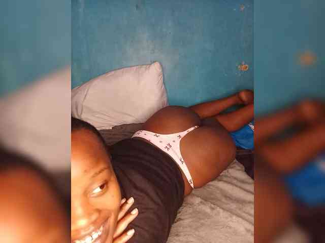 Melaninfetish02 webcam
