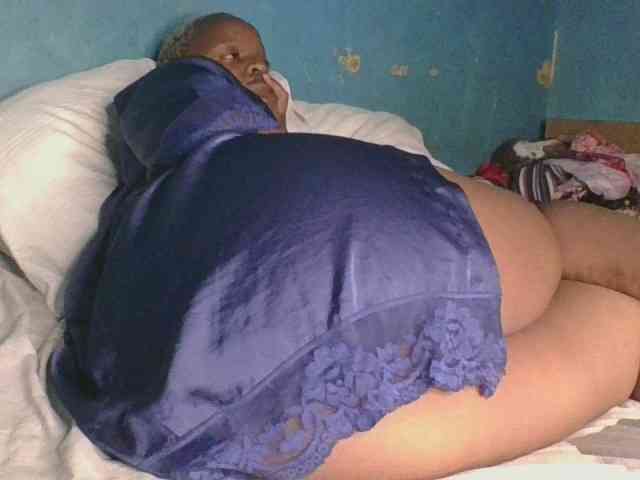 Melaninfetish02 webcam