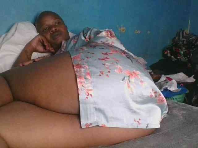 Melaninfetish02 webcam