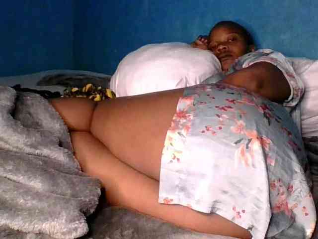 Melaninfetish02 webcam