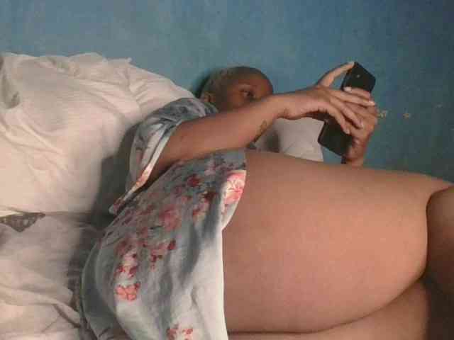 Melaninfetish02 webcam