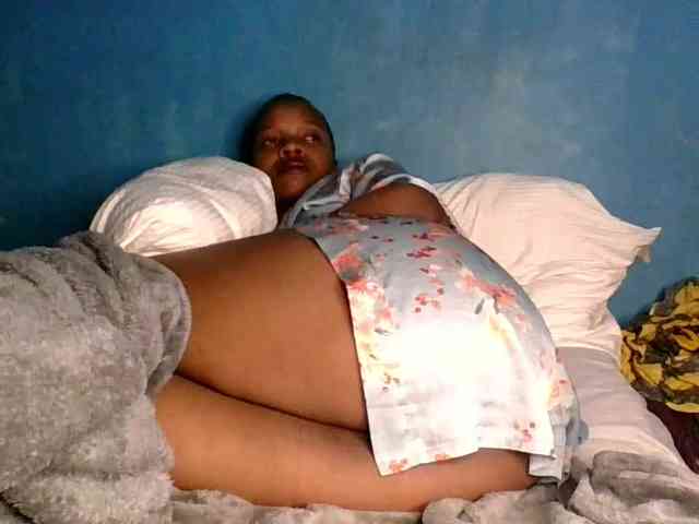 Melaninfetish02 webcam