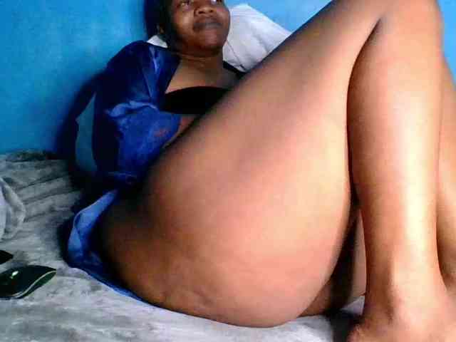 Melaninfetish02 webcam