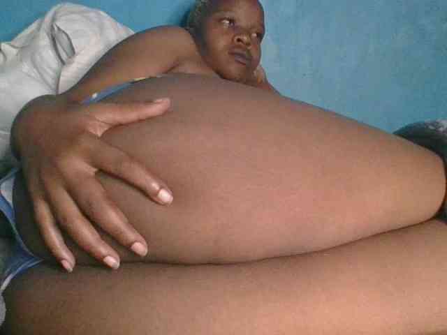 Melaninfetish02 webcam