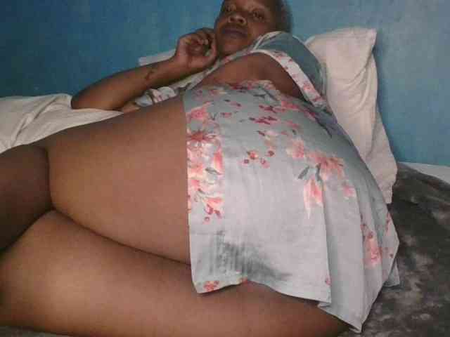 Melaninfetish02 webcam