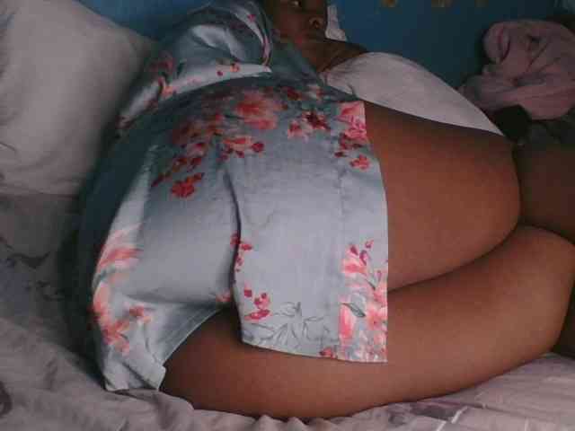 Melaninfetish02 webcam