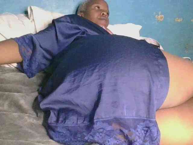 Melaninfetish02 webcam