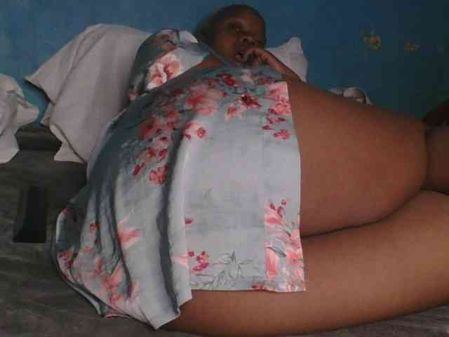 Melaninfetish02 webcam