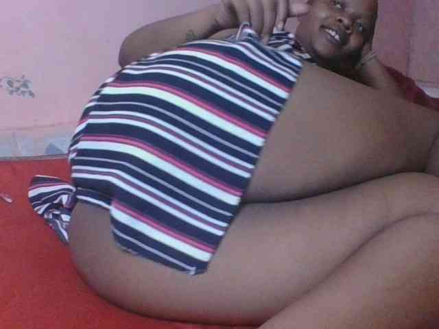 Melaninfetish02 webcam