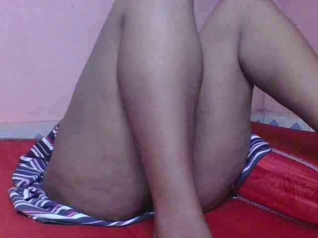 Melaninfetish02 webcam
