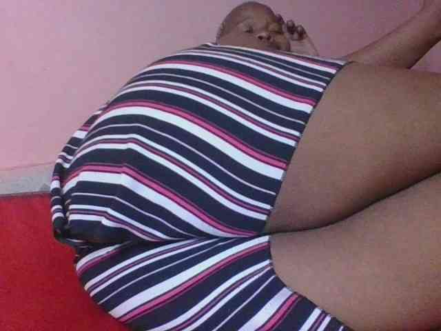 Melaninfetish02 webcam
