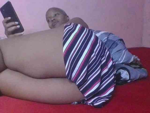 Melaninfetish02 webcam