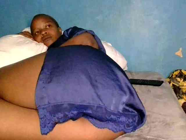 Melaninfetish02 webcam