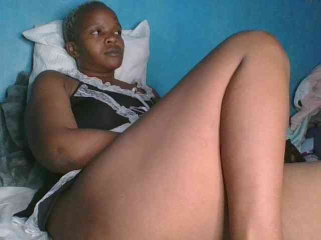 Melaninfetish02 webcam