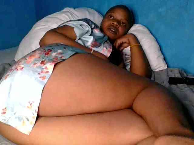 Melaninfetish02 webcam