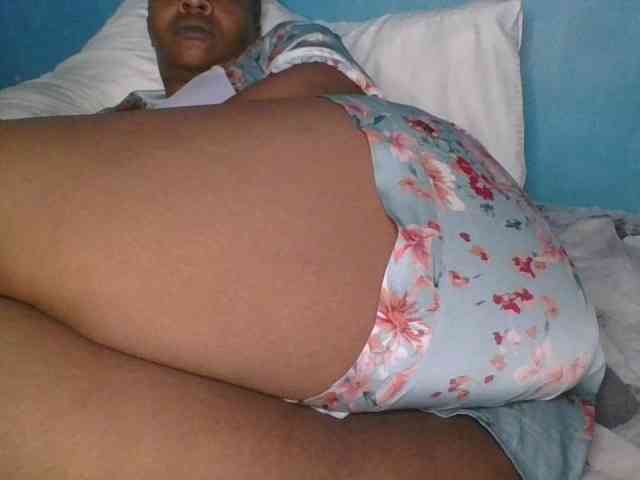 Melaninfetish02 webcam