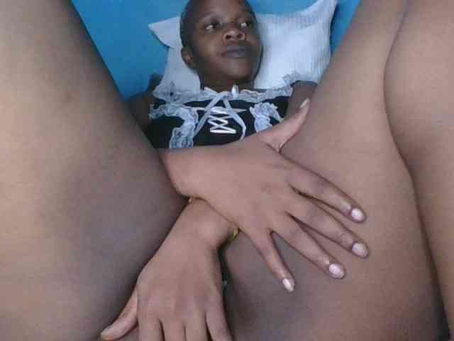 Melaninfetish02 webcam