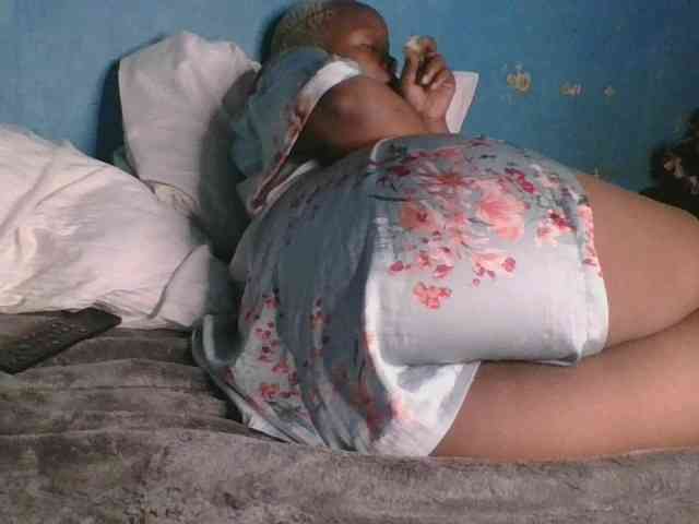 Melaninfetish02 webcam