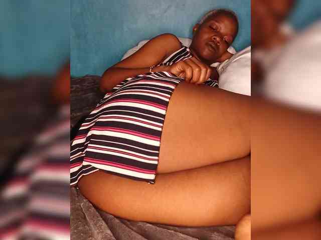 Melaninfetish02 webcam
