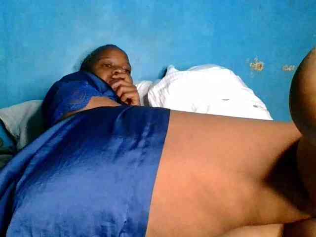 Melaninfetish02 webcam
