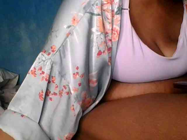 Melaninfetish02 webcam