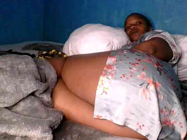 Melaninfetish02 webcam