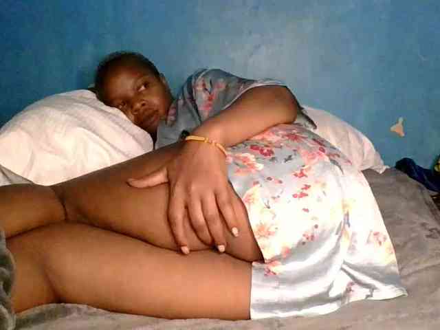 Melaninfetish02 webcam
