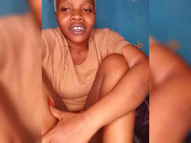 Melaninfetish02 webcam