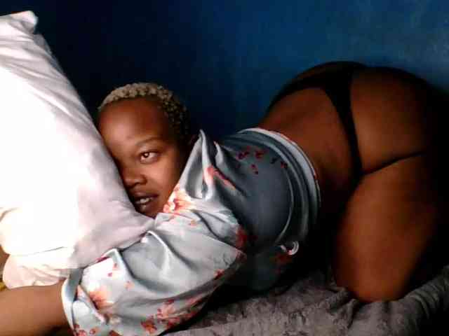Melaninfetish02 webcam
