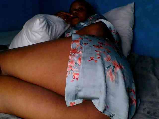 Melaninfetish02 webcam