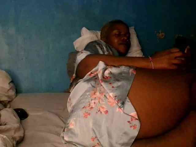 Melaninfetish02 webcam