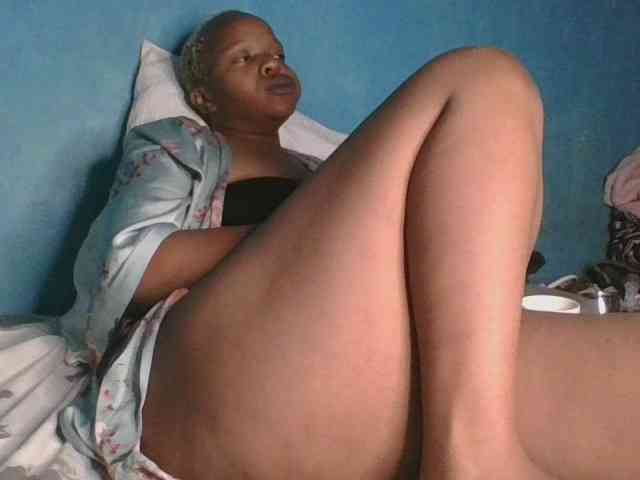 Melaninfetish02 webcam