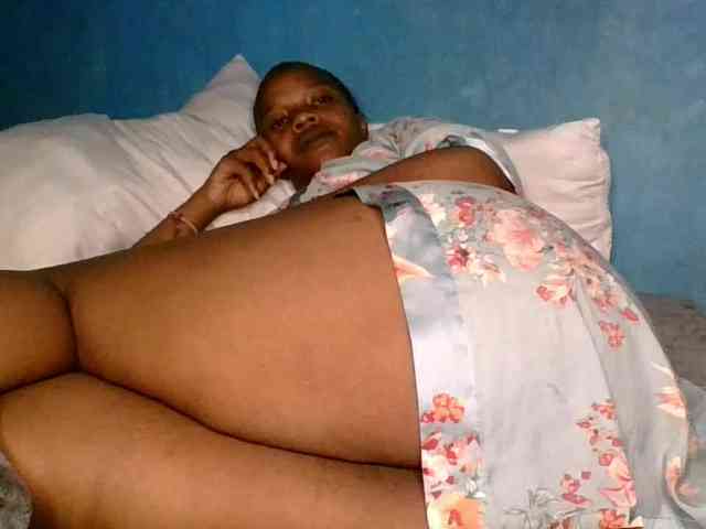 Melaninfetish02 webcam