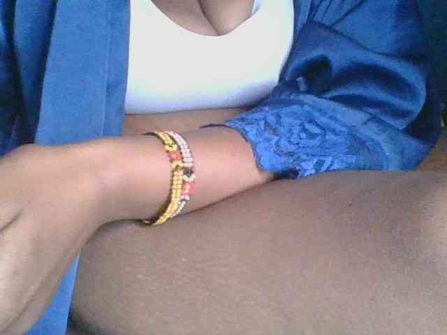 Melaninfetish02 webcam