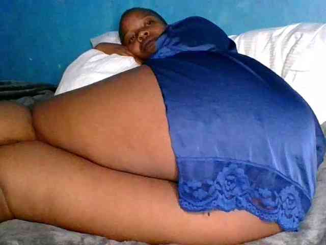 Melaninfetish02 webcam