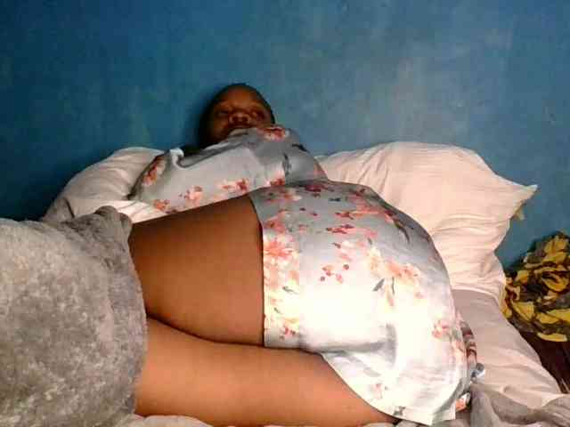 Melaninfetish02 webcam