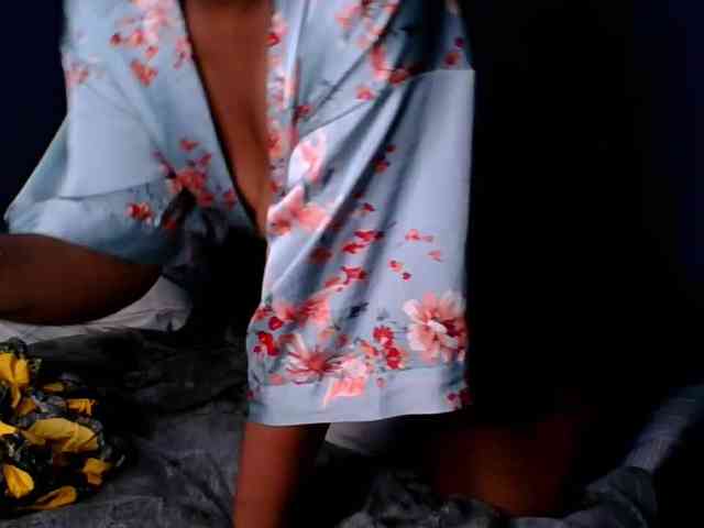 Melaninfetish02 webcam