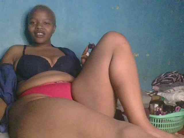 Melaninfetish02 webcam