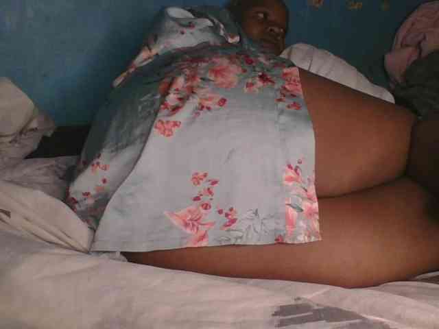 Melaninfetish02 webcam