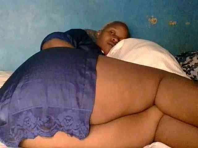 Melaninfetish02 webcam
