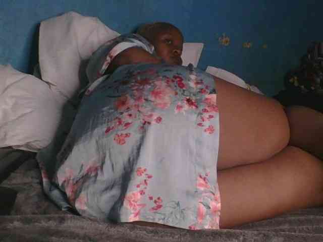 Melaninfetish02 webcam