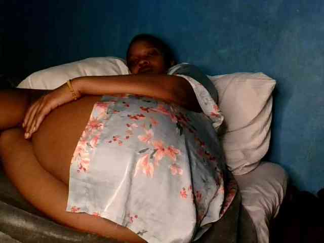 Melaninfetish02 webcam