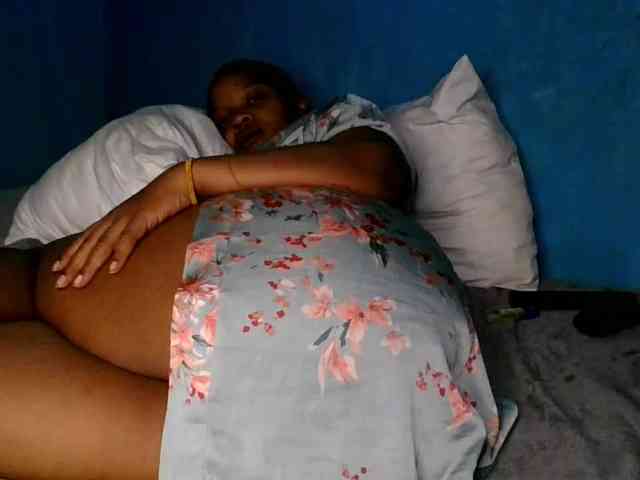 Melaninfetish02 webcam