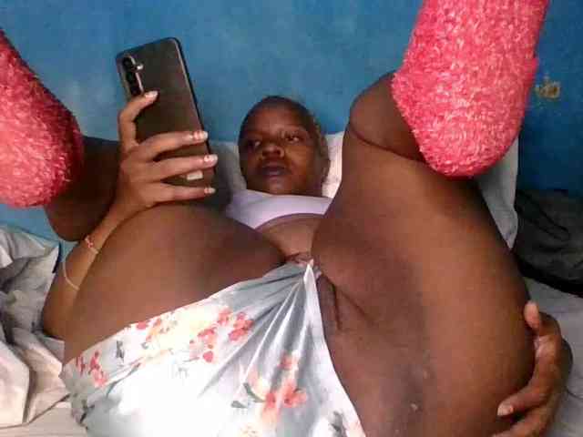 Melaninfetish02 webcam