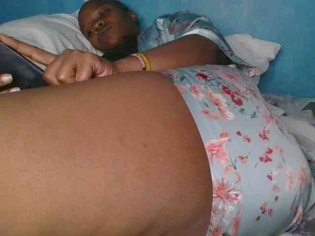 Melaninfetish02 webcam