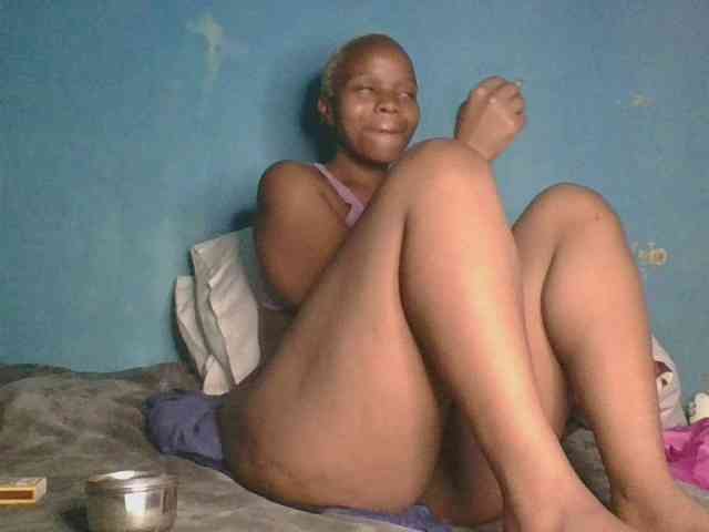 Melaninfetish02 webcam