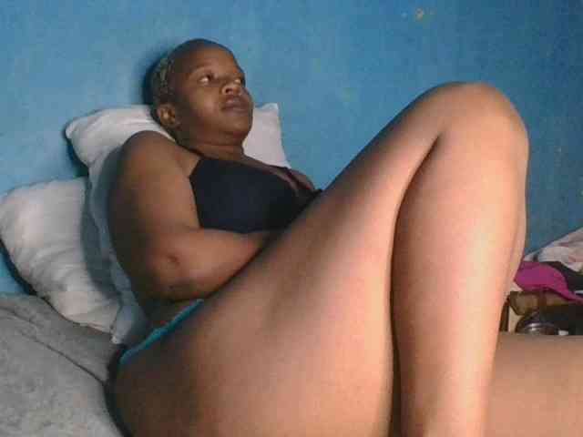 Melaninfetish02 webcam