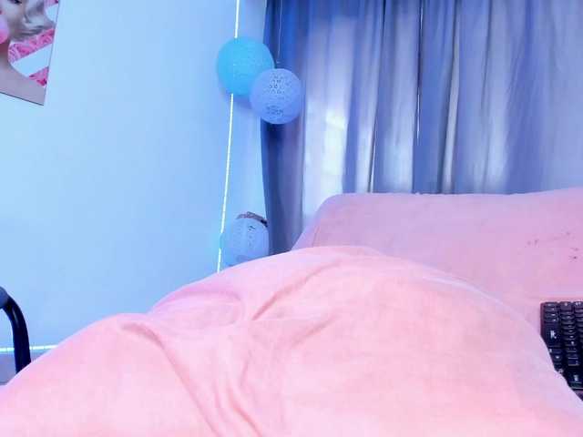 sweet-cinamon live cam on BongaCams