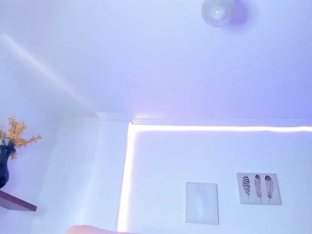 sweet-cinamon live cam on BongaCams